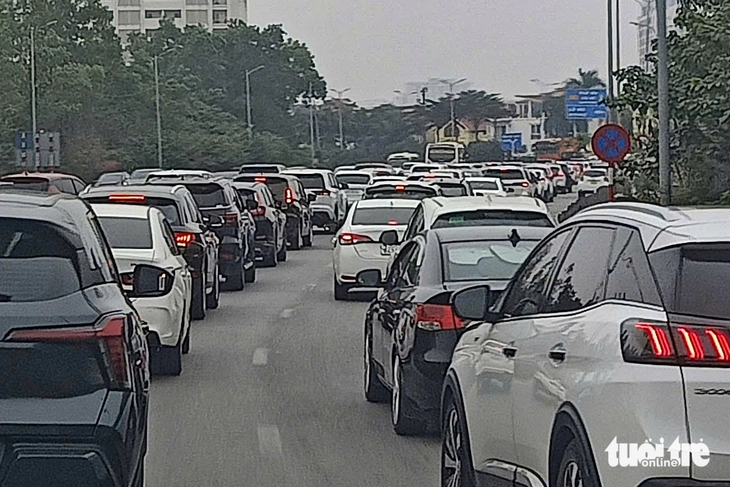 xe khách - Ảnh 3.