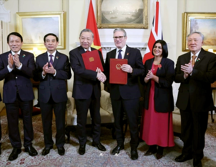 Nguồn cảm hứng Việt Nam trong thế giới phân mảnh - Ảnh 3.