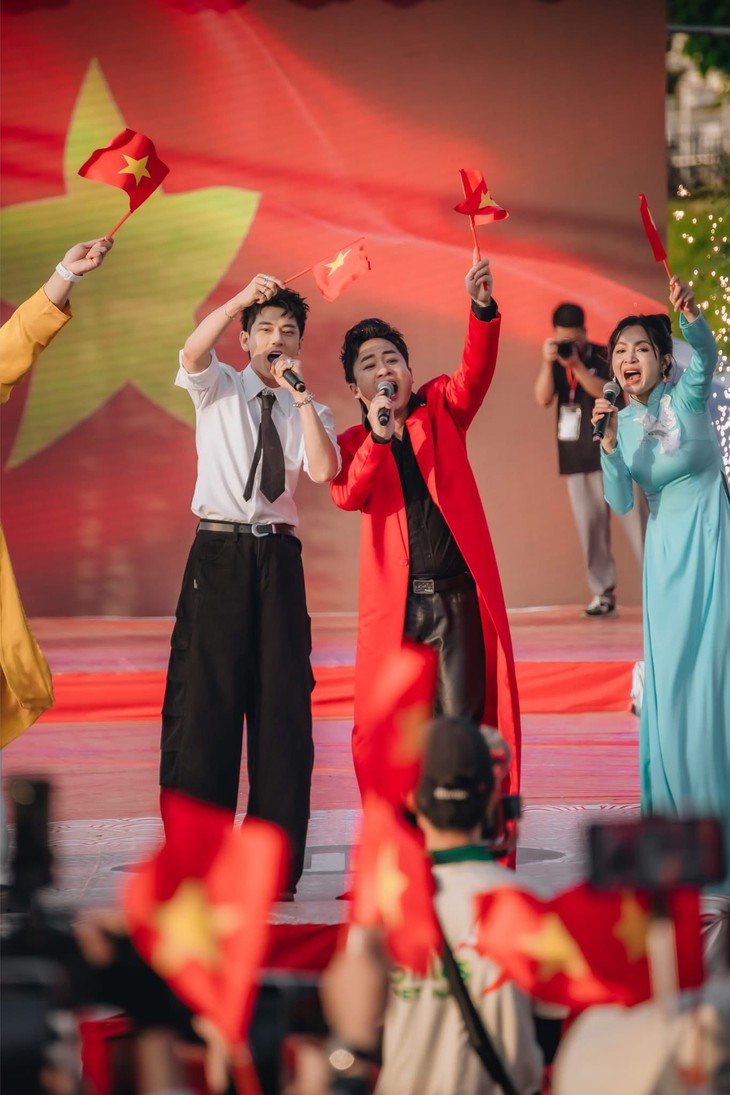 Nguyễn Duyên Quỳnh - Ảnh 3.