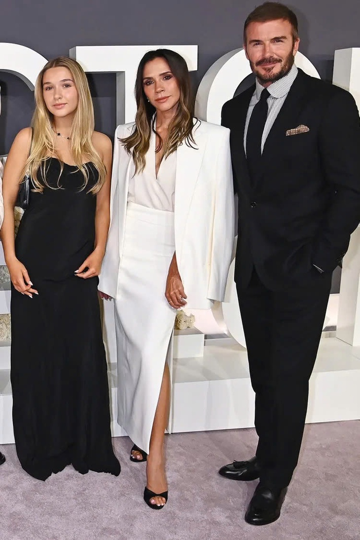 Harper Beckham - Ảnh 6.