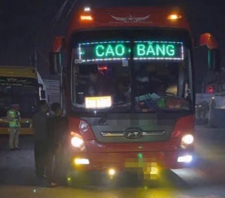 xe khách - Ảnh 1.