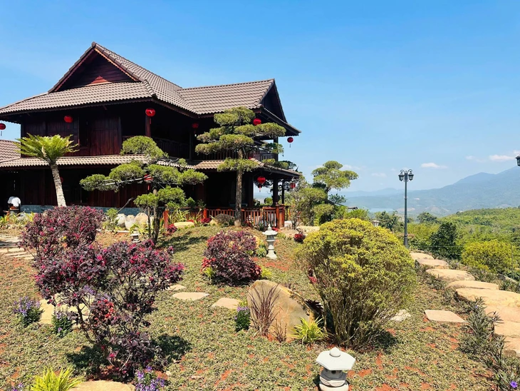 Hoàng Mập rời nhà cổ, lên cao nguyên sống cho bớt ồn ào - Ảnh 5.