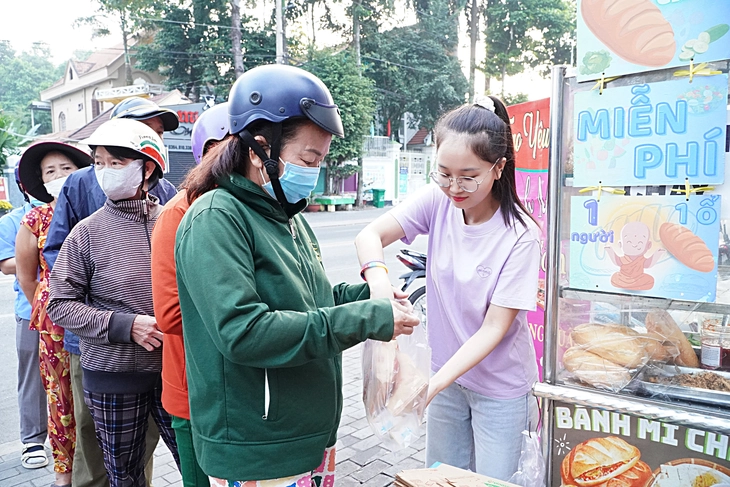 0 đồng - Ảnh 1.