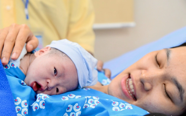 Chính phủ đề xuất đăng ký hộ tịch không phụ thuộc nơi cư trú, địa giới hành chính - Ảnh 4.