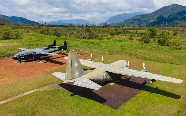 Ngắm Đường 9 mùa xuân về từ cứ điểm Rockpile của Mỹ - Ảnh 2.