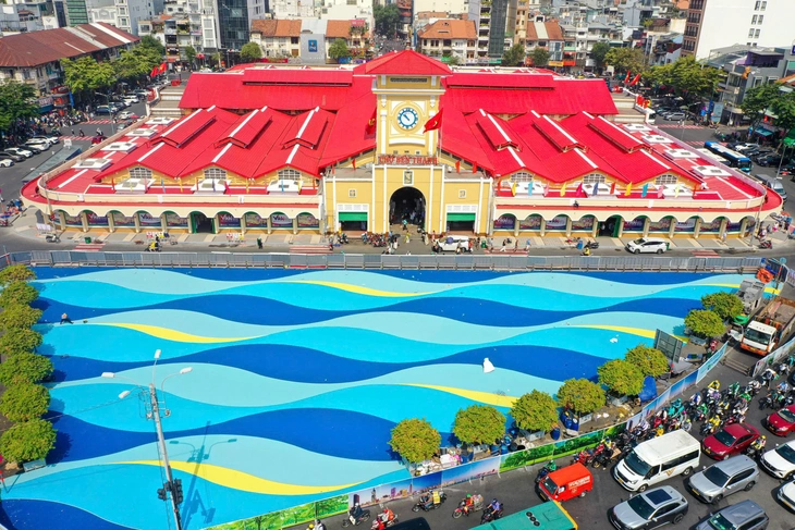 Sở Xây dựng lên tiếng về đề xuất dừng chỉnh trang chợ Bến Thành và hồ Con Rùa  - Ảnh 1.