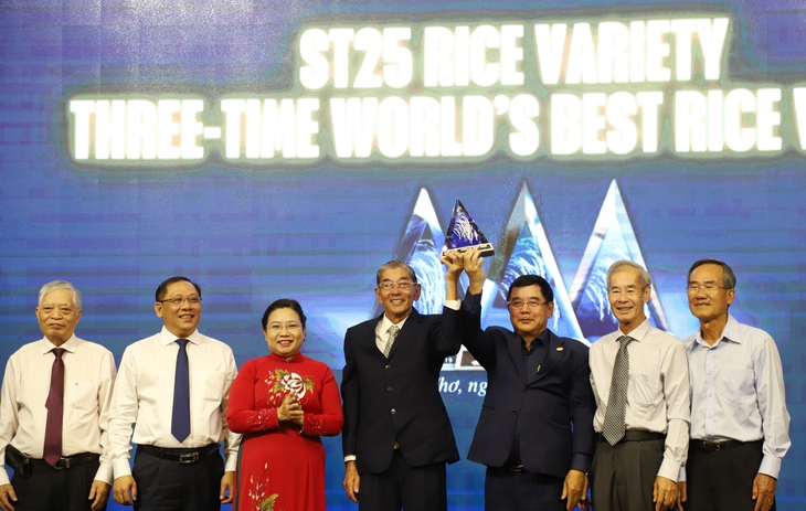 Phó chủ tịch Quốc hội Lê Minh Hoan: 'Khi một hạt gạo biết kể chuyện về Việt Nam' - Ảnh 3.