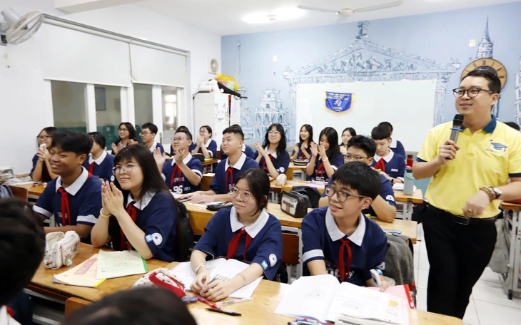 Tuyển sinh lớp 10 ở TP.HCM: có thể thi vào cuối tháng 5-2026 - Ảnh 2.