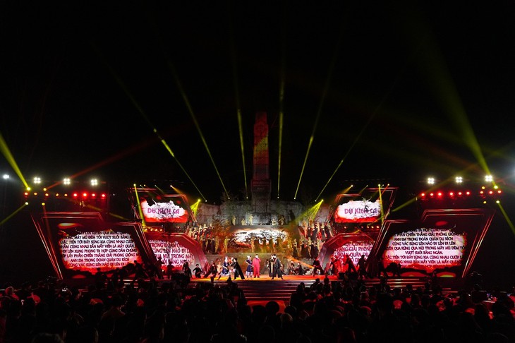 ngày Bác Hồ về nước - Ảnh 2.