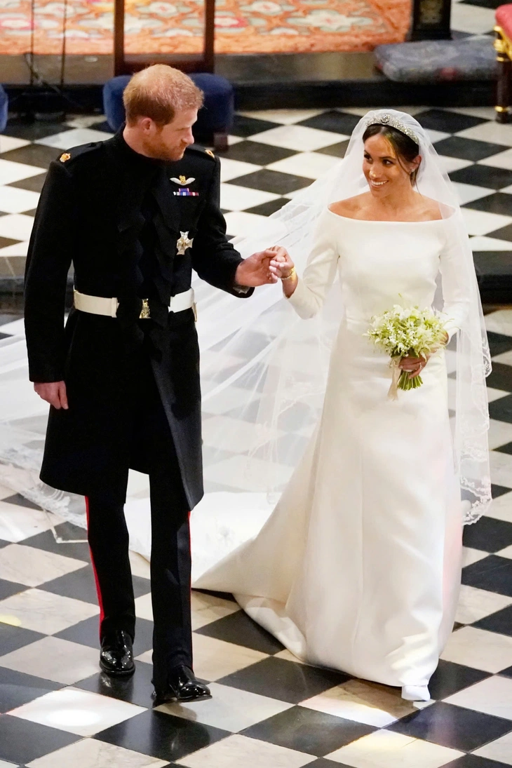 10 chiếc váy cưới biểu tượng nhất lịch sử - Ảnh 6.