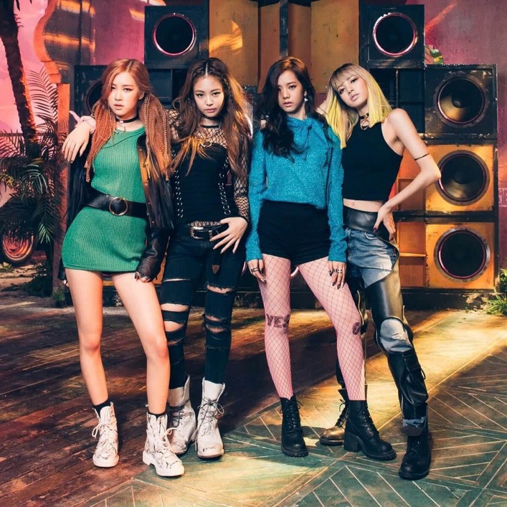 BlackPink là nhóm nhạc đầu tiên đạt 100 triệu người đăng ký trên YouTube - Ảnh 2.