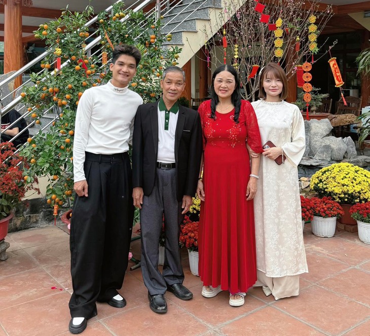 Mạc Văn Khoa - Ảnh 1.