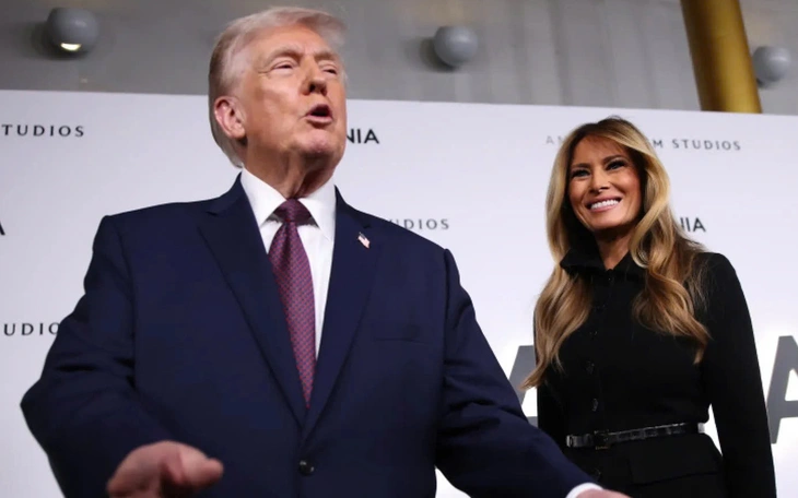 Donald Trump Jr. và Bettina Anderson tổ chức hôn lễ riêng tư tại Bahamas - Ảnh 1.