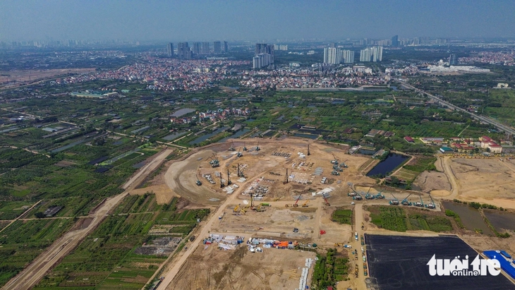 sân vận động - Ảnh 2.