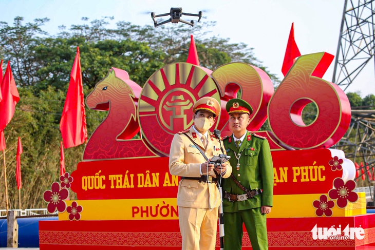 Mùng 4 Tết: Xử lý 8.241 tài xế vi phạm; Hà Nội bắt đầu ùn tắc ở cửa ngõ - Ảnh 5.