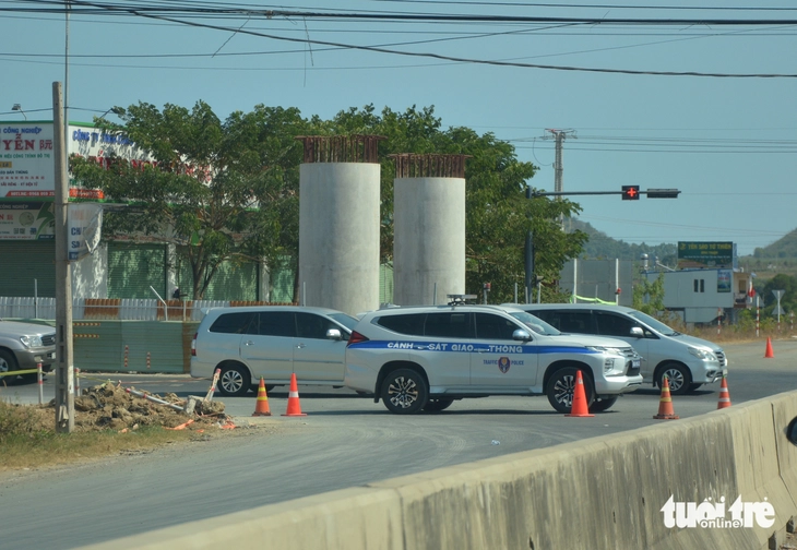 cao tốc - Ảnh 2.