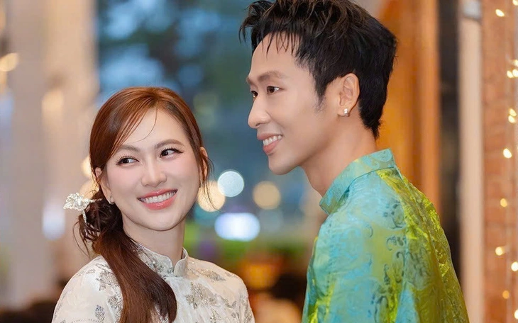 Phương Anh Đào, Tuấn Trần chiếu phim miễn phí cho dân làng chài ở Lâm Đồng - Ảnh 8.