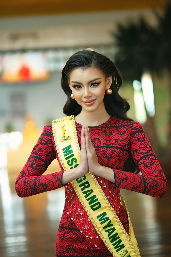 Người đẹp Myanmar bị tước danh hiệu thi Miss Cosmo: Lỡ không là hoa hậu có làm loạn nữa? - Ảnh 4. Miss Cosmo - Ảnh 4.
