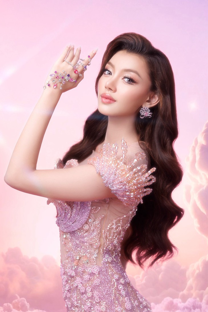 Người đẹp Myanmar bị tước danh hiệu thi Miss Cosmo: Lỡ không là hoa hậu có làm loạn nữa? - Ảnh 1. Miss Cosmo - Ảnh 1.