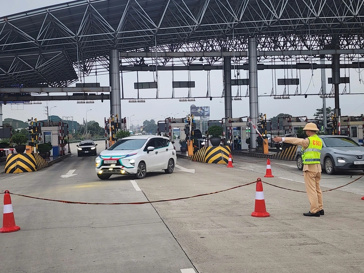 cao tốc - Ảnh 9.