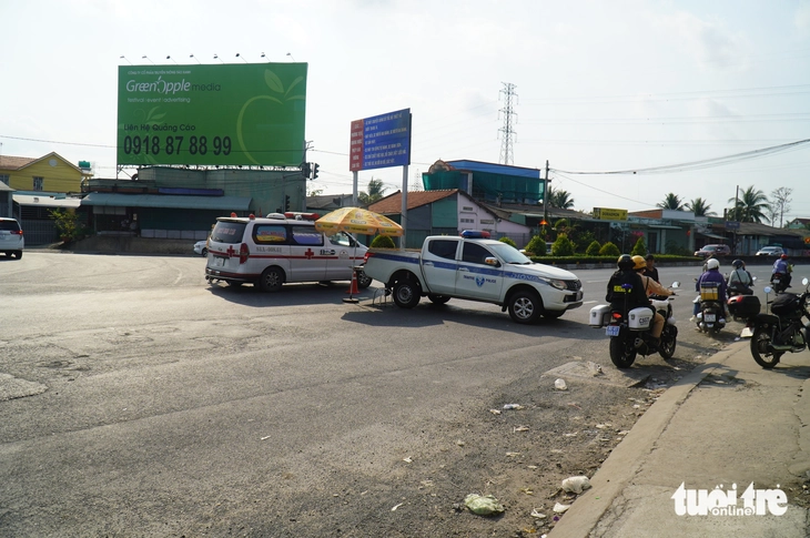 Hàng triệu người trở lại TP.HCM, nhiều điểm ùn ứ nặng tại Đồng Tháp - Ảnh 9.