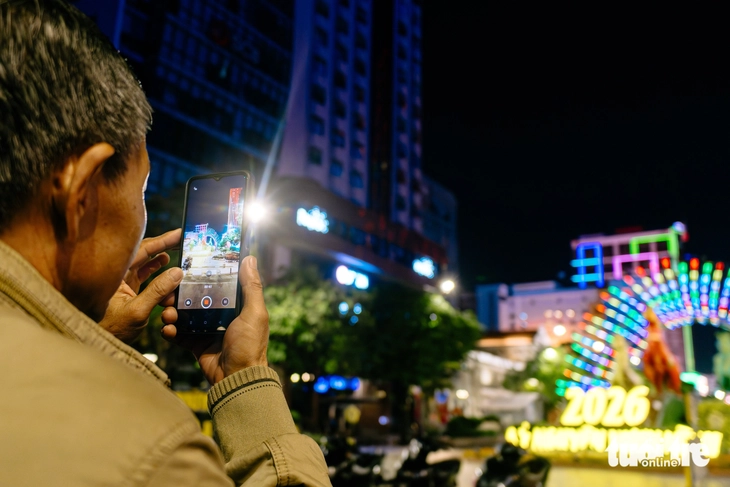 Đường hoa - Ảnh 2.