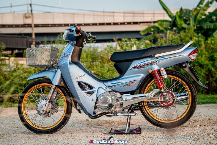 Honda Dream - Ảnh 4.