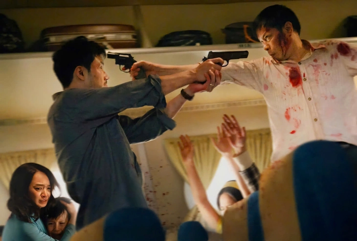 Một phim Việt chiếu tại Mỹ, được New York Times khen ngợi - Ảnh 1. Tử chiến trên không - Ảnh 1.