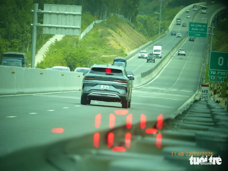cao tốc - Ảnh 2.