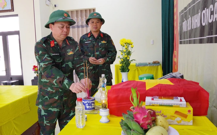 Phát hiện hài cốt liệt sĩ trong hang đá ở Quảng Trị - Ảnh 2.