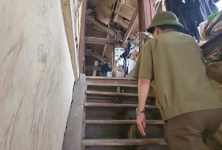 Khu tập thể cũ Hà Nội - giấc mơ thời nghèo khó - Kỳ 1: Màu thời gian ở khu tập thể gỗ đầu tiên - Ảnh 2. khu tập thể - Ảnh 2.