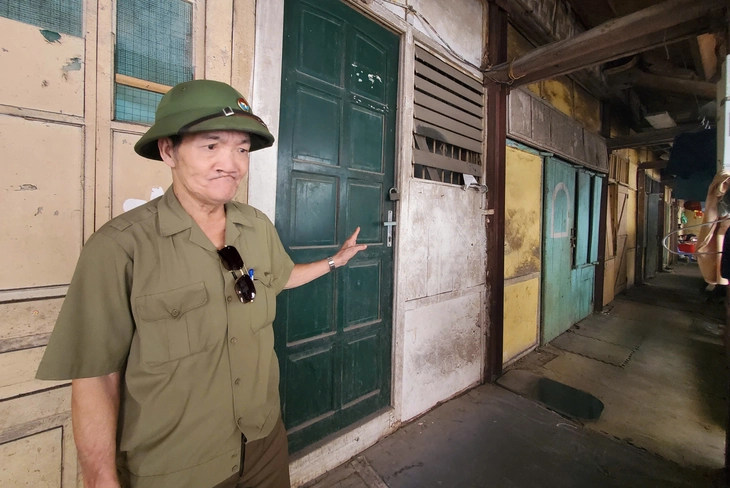 Khu tập thể cũ Hà Nội - giấc mơ thời nghèo khó - Kỳ 1: Màu thời gian ở khu tập thể gỗ đầu tiên - Ảnh 1. khu tập thể - Ảnh 1.