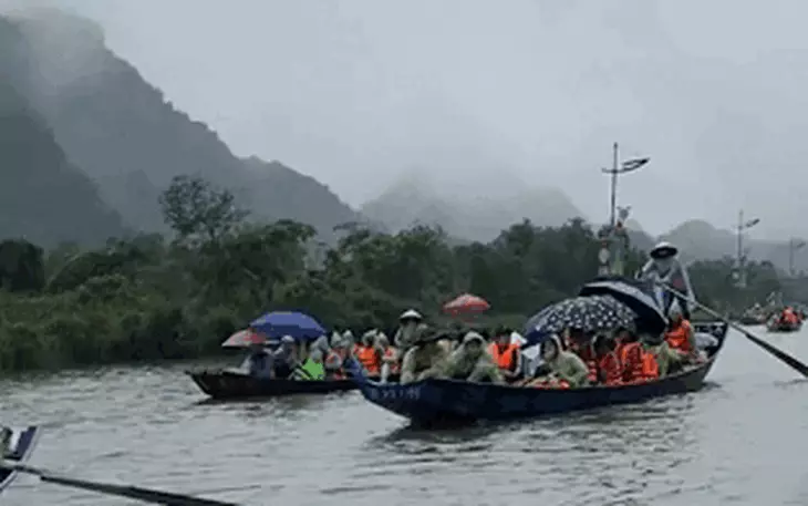 Người đàn ông tử vong sau khi thi đấu vật ở lễ hội làng - Ảnh 2.