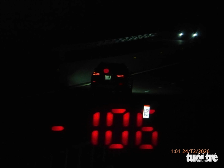 tốc độ - Ảnh 6.