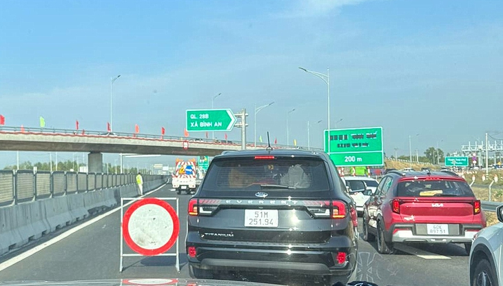 Đón Tết vui nhờ tinh thần phục vụ - Ảnh 2. Đón Tết vui nhờ tinh thần phục vụ - Ảnh 2.