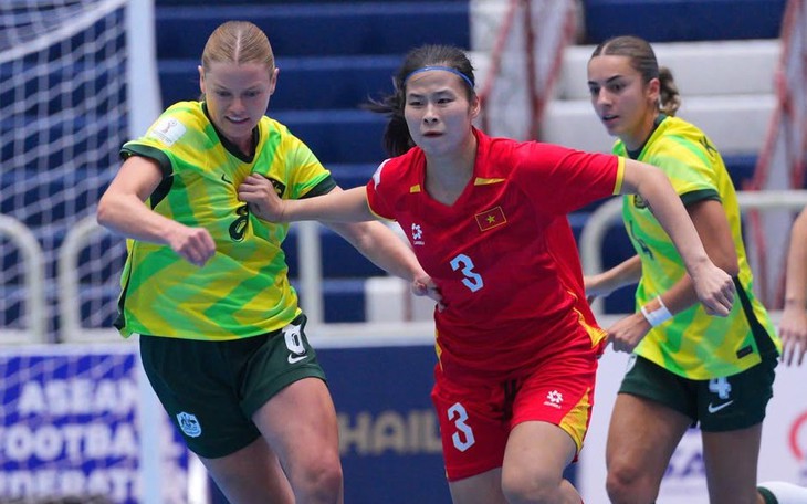 HLV futsal nữ Việt Nam thừa nhận Úc thắng xứng đáng - Ảnh 3.