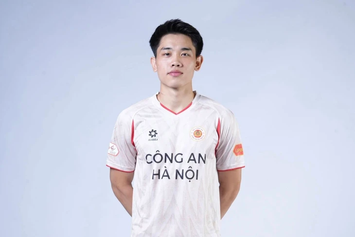 Cầu thủ Đình Bắc, ca sĩ Đức Phúc được đề cử Gương mặt trẻ Việt Nam tiêu biểu - Ảnh 1.