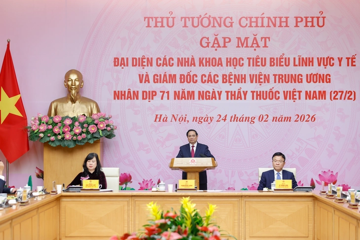 Thủ tướng: Không từ bỏ cơ hội cứu bệnh nhân dù nhỏ nhất - Ảnh 1.