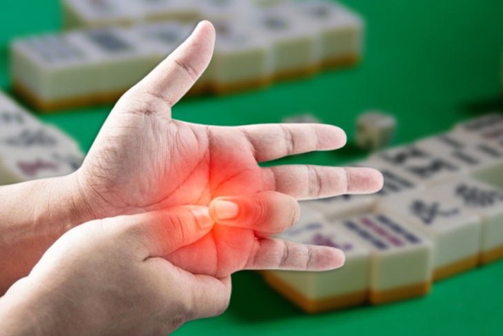 nhập viện - Ảnh 1.