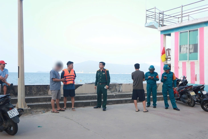 Flycam xâm nhập sân bay Đà Nẵng: Phát hiện 1 người, tạm giữ thiết bị - Ảnh 2.