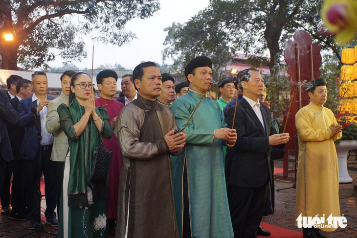 Khai xuân - Ảnh 2.