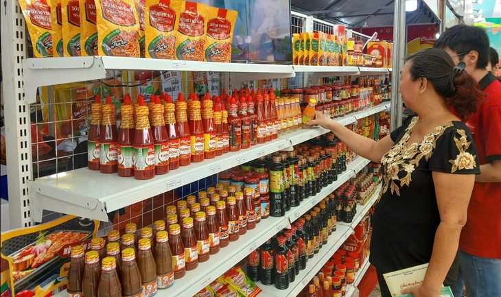 Cholimex lãi 1 tỉ đồng mỗi ngày, cổ phiếu vẫn 'ngủ đông' vì đâu? - Ảnh 1.