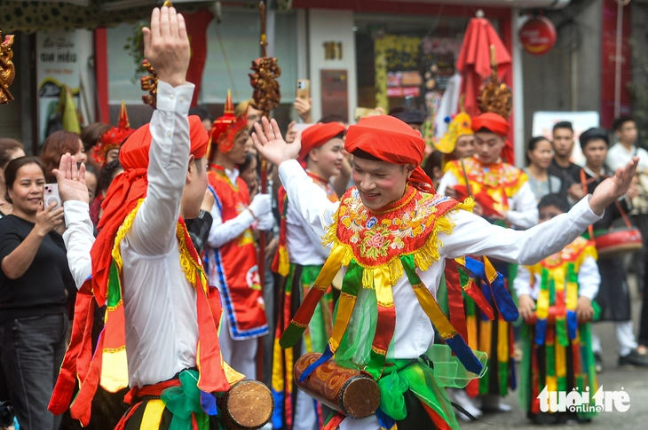 hội làng Triều Khúc - Ảnh 1.