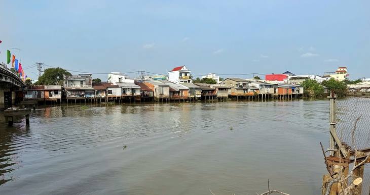 KÈ SÔNG LONG HỒ - Ảnh 1.