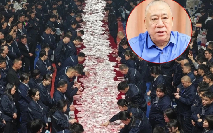 Gặp lại tình đầu khi bị kẹt xe trên cao tốc - Ảnh 2.