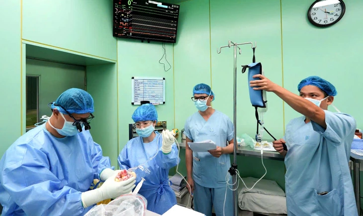 Kỷ lục và niềm hy vọng mới - Ảnh 1. hiến tạng - Ảnh 1.