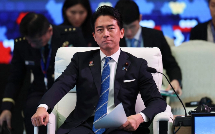 Nhật Bản triển khai tên lửa tầm xa gần Trung Quốc - Ảnh 2.