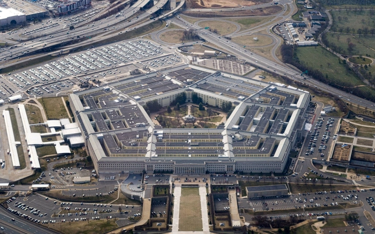 Bộ trưởng Chiến tranh Mỹ bị chỉ trích vì gạt tên 4 sĩ quan khỏi danh sách thăng quân hàm - Ảnh 2.