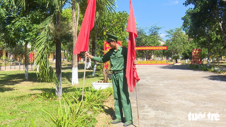 10 đơn vị lực lượng vũ trang Đắk Lắk sẽ tổ chức bầu cử sớm hơn 1 ngày - Ảnh 2.