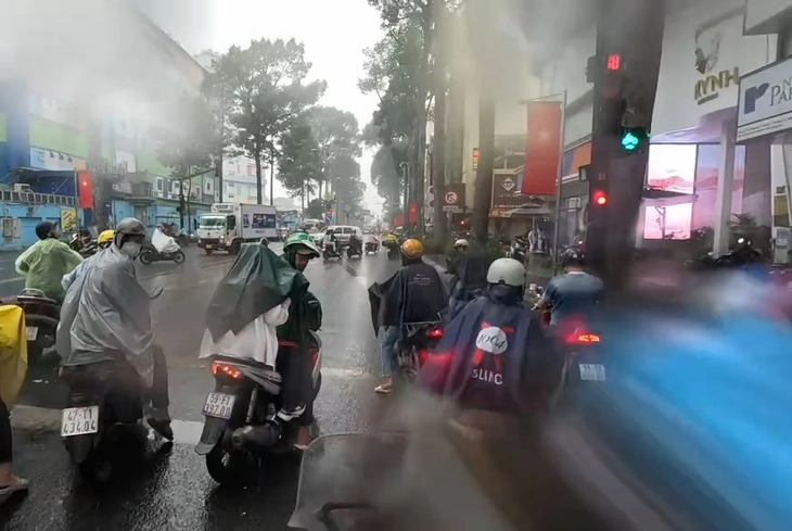 cảnh sát giao thông - Ảnh 3.